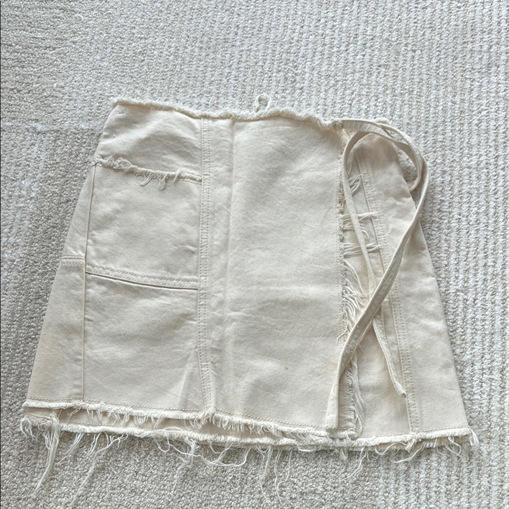 BDG Frayed Cream Mini Skirt
